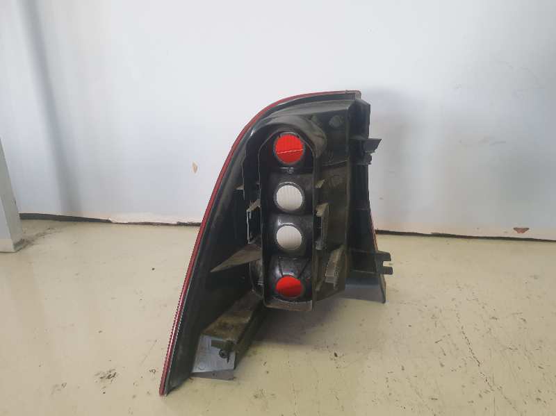 PILOTO TRASERO DERECHO