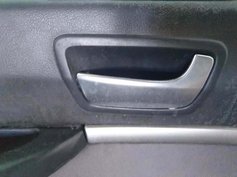 MANETA INTERIOR DELANTERA IZQUIERDA