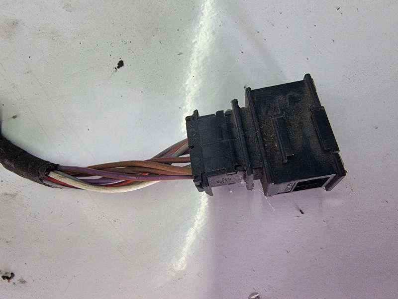 RETROVISOR IZQUIERDO