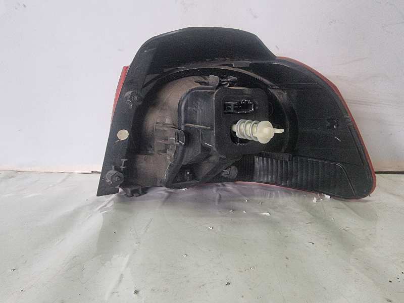 PILOTO TRASERO IZQUIERDO