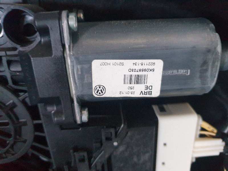 ELEVALUNAS TRASERO IZQUIERDO