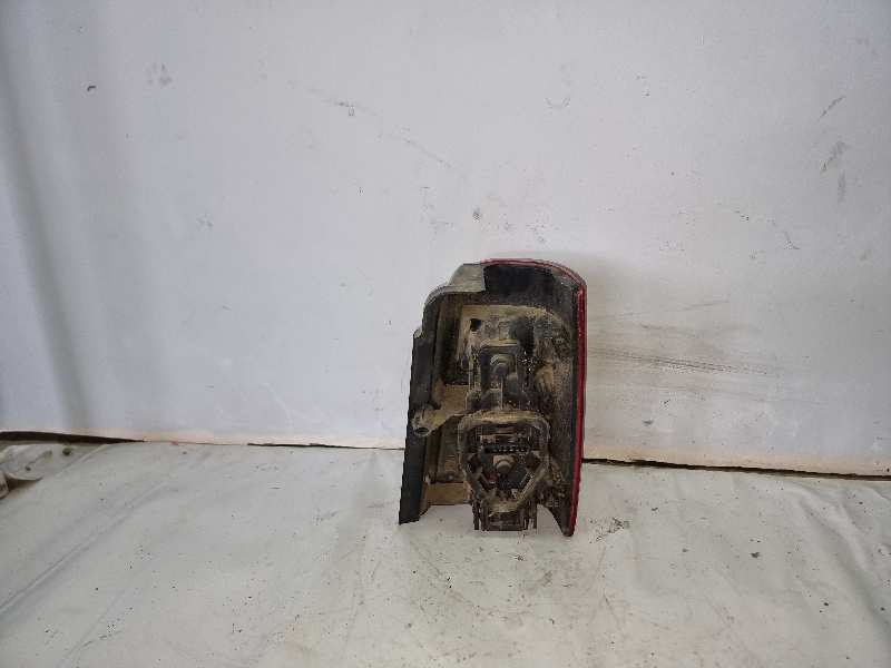 PILOTO TRASERO IZQUIERDO