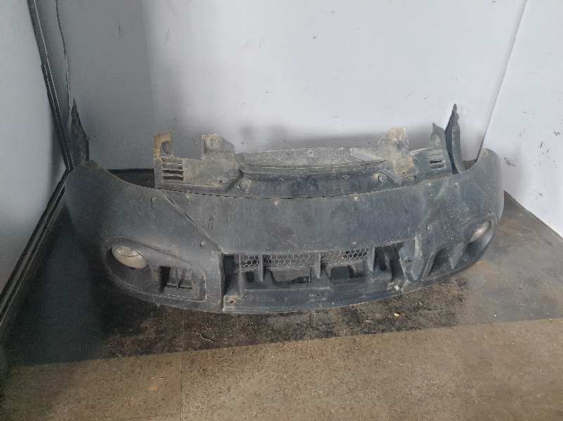 PARAGOLPES DELANTERO