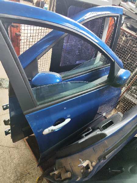 PUERTA DELANTERA DERECHA