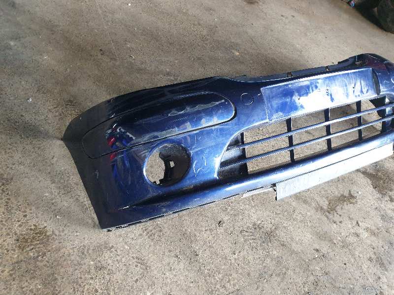 PARAGOLPES DELANTERO