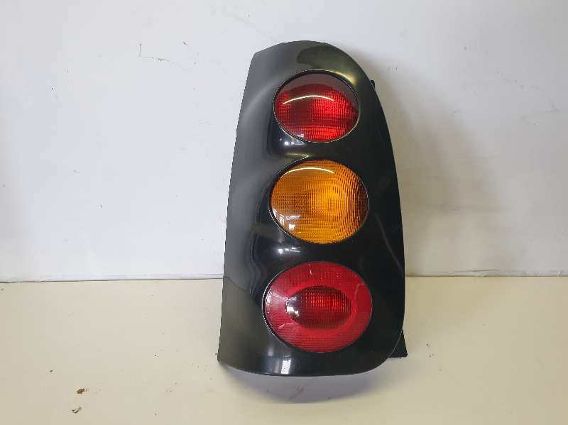 PILOTO TRASERO IZQUIERDO