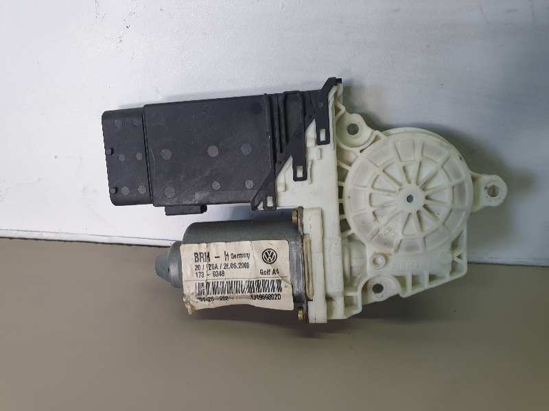 MOTOR ELEVALUNAS DELANTERO DERECHO