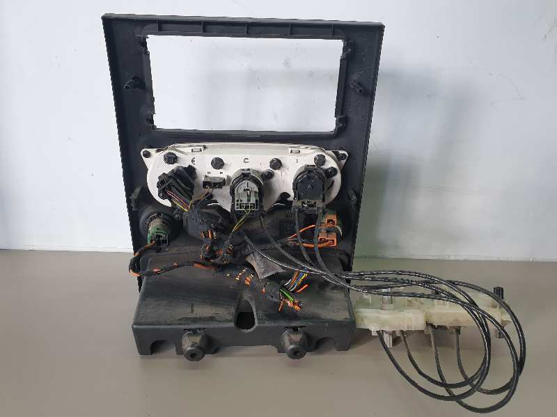 MANDO CALEFACCION /  AIRE ACONDICIONADO