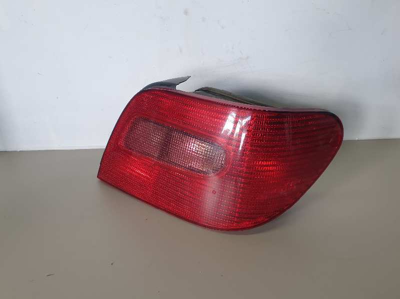 PILOTO TRASERO DERECHO CITROEN XSARA COUPE