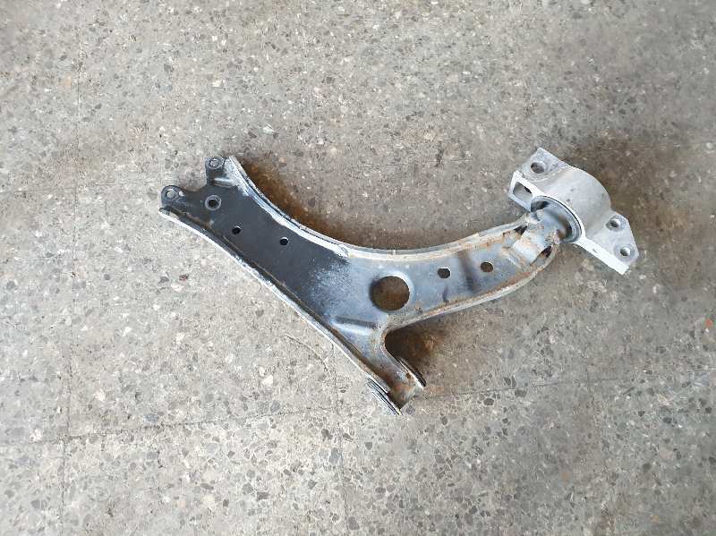 BRAZO SUSPENSION INFERIOR DELANTERO IZQUIERDO