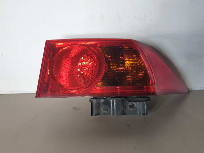 PILOTO TRASERO DERECHO