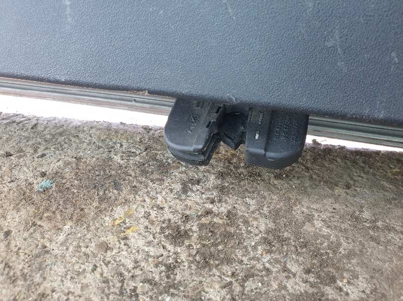 CERRADURA MALETERO / PORTON