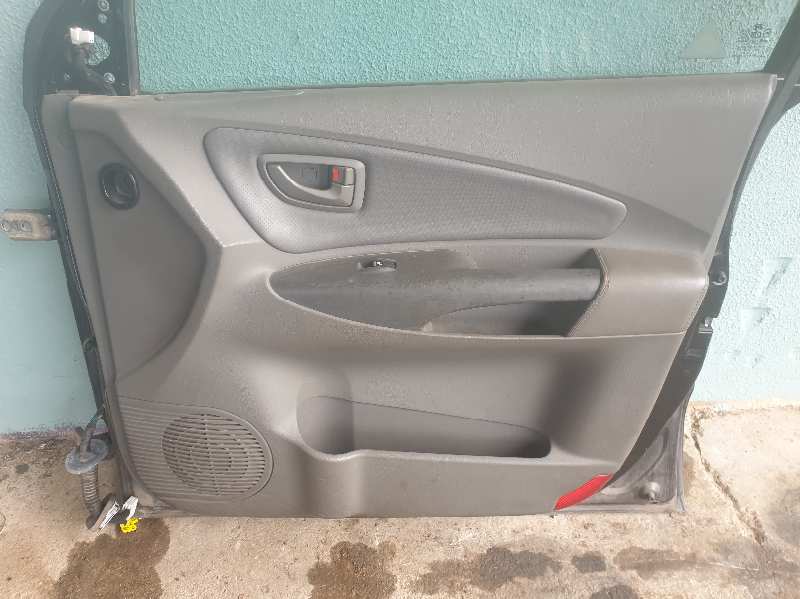 GUARNECIDO PUERTA DELANTERA DERECHA