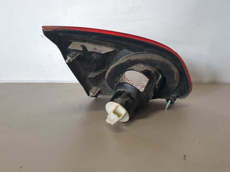 89071064 PILOTO TRASERO IZQUIERDO NISSAN QASHQAI+2 (JJ10)
