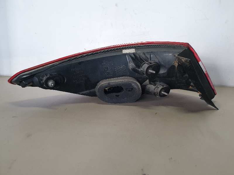 PILOTO TRASERO DERECHO