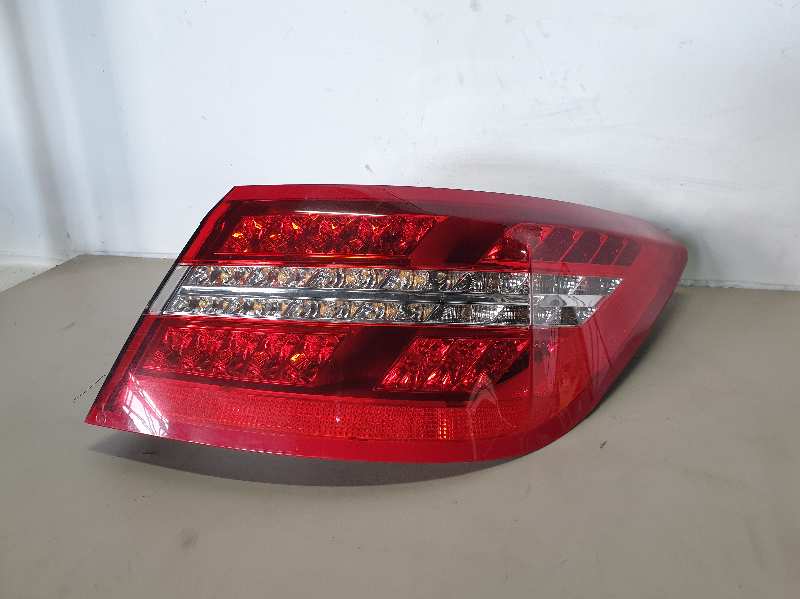 PILOTO TRASERO DERECHO