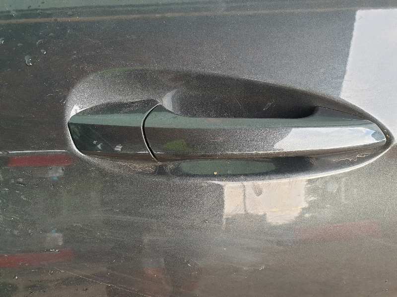 MANETA EXTERIOR DELANTERA DERECHA