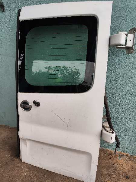 PUERTA TRASERA DERECHA