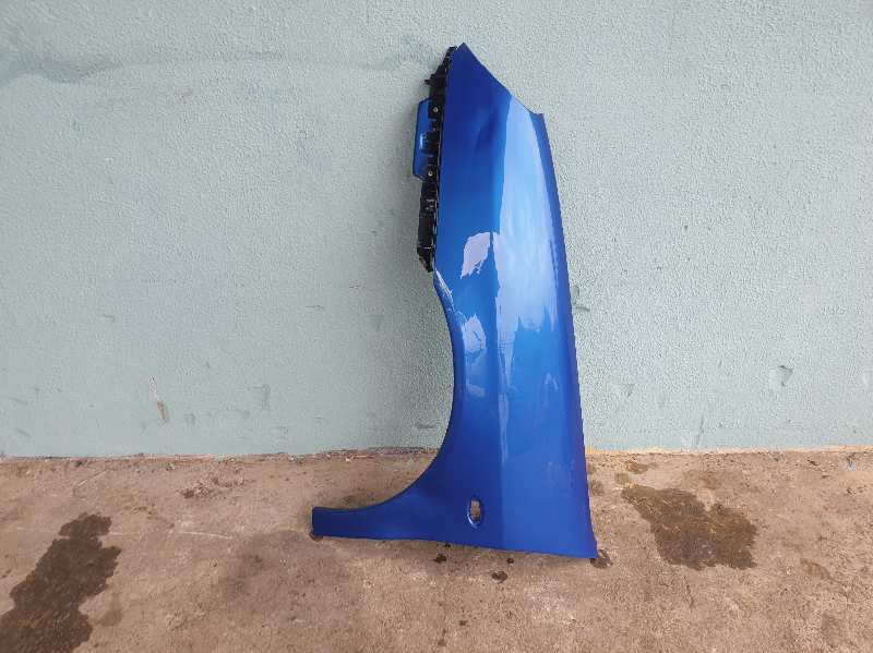 ALETA DELANTERA IZQUIERDA