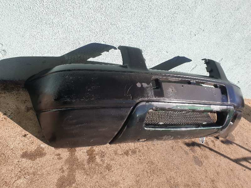 PARAGOLPES DELANTERO