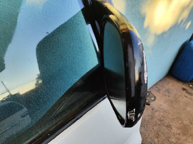 RETROVISOR DERECHO