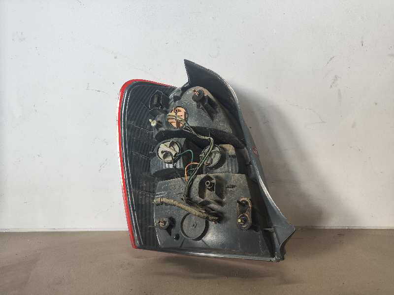 PILOTO TRASERO DERECHO