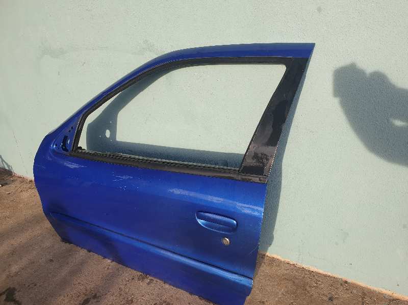 PUERTA DELANTERA IZQUIERDA
