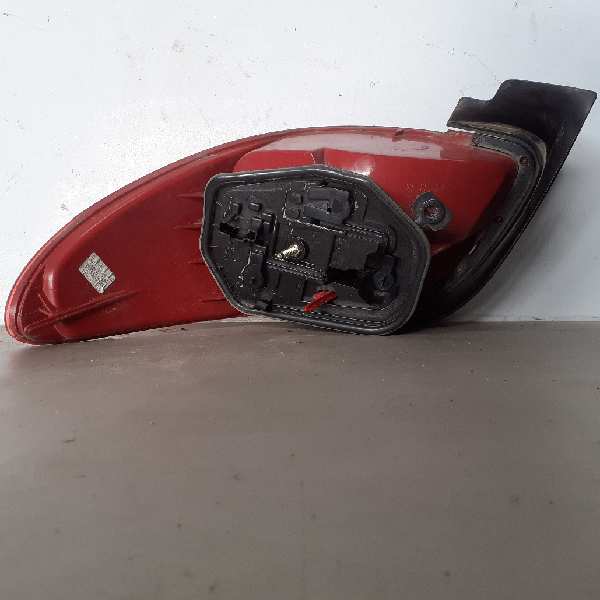 PILOTO TRASERO IZQUIERDO