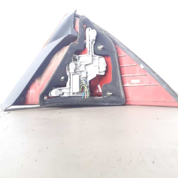 PILOTO TRASERO IZQUIERDO