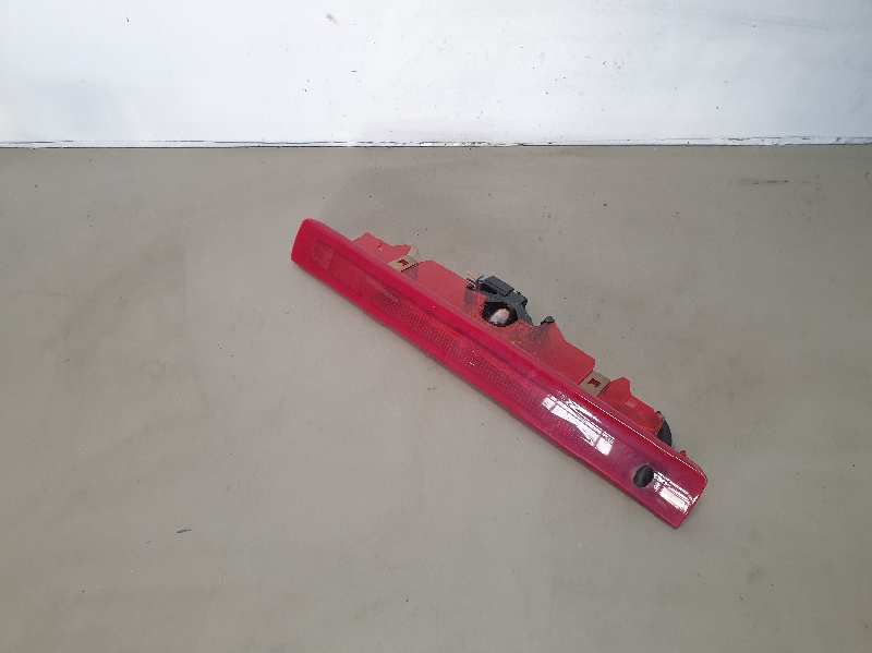 LUZ CENTRAL DE FRENO