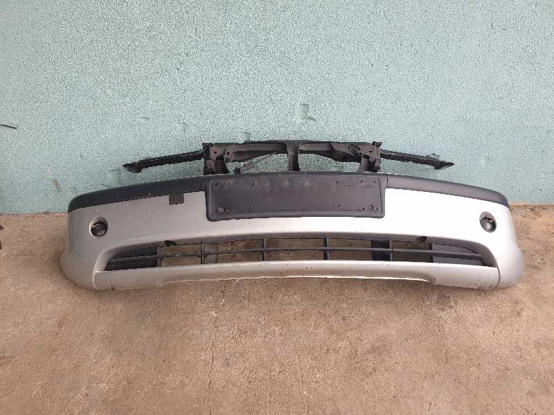 PARAGOLPES DELANTERO