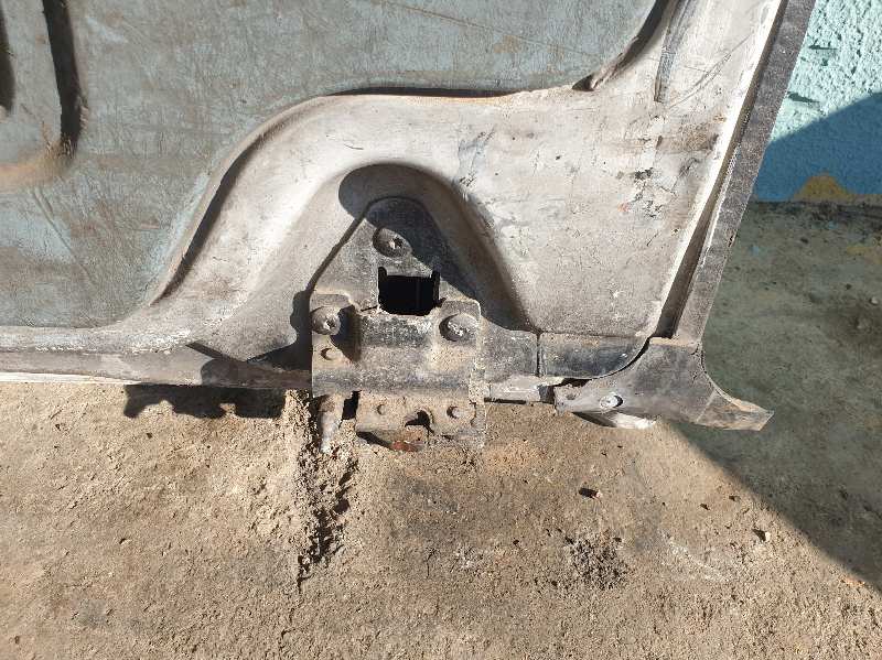 CERRADURA PUERTA TRASERA DERECHA 