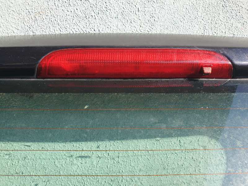 LUZ CENTRAL DE FRENO