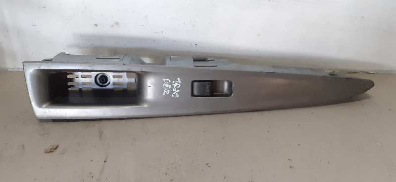 MANDO ELEVALUNAS TRASERO DERECHO