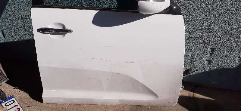 PUERTA DELANTERA DERECHA