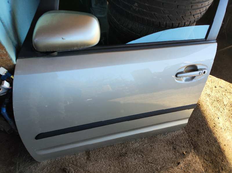 PUERTA DELANTERA IZQUIERDA