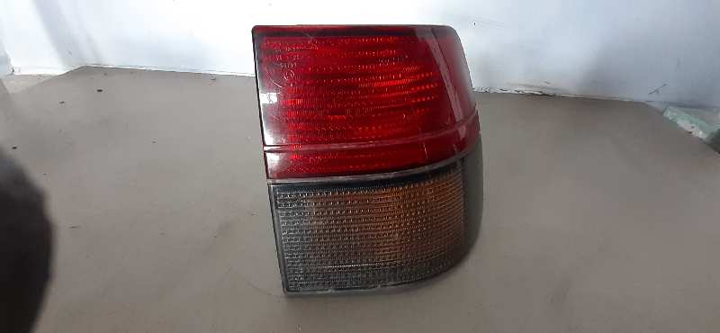 PILOTO TRASERO DERECHO