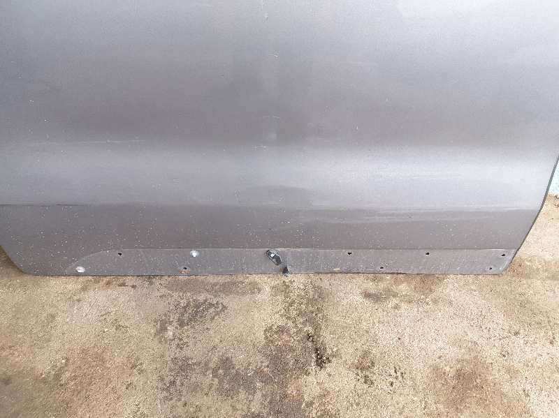 PUERTA LATERAL CORREDERA DERECHA