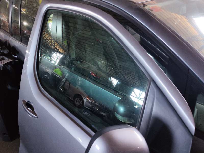 LUNA DELANTERA DERECHA