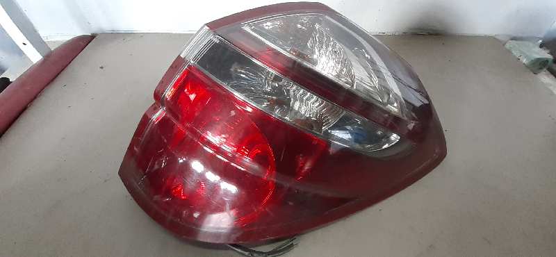 22020953 PILOTO TRASERO DERECHO SUBARU OUTBACK (B15)