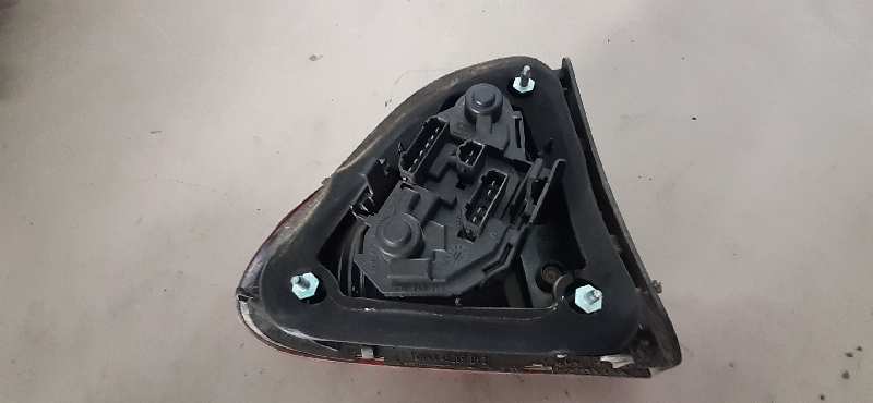 PILOTO TRASERO DERECHO