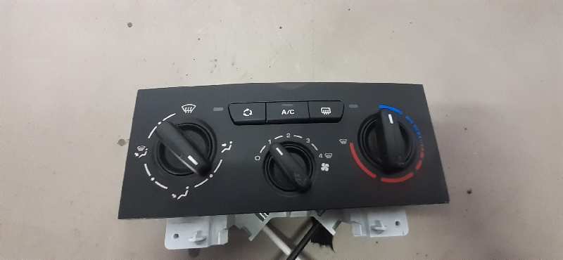 MANDO CALEFACCION /  AIRE ACONDICIONADO