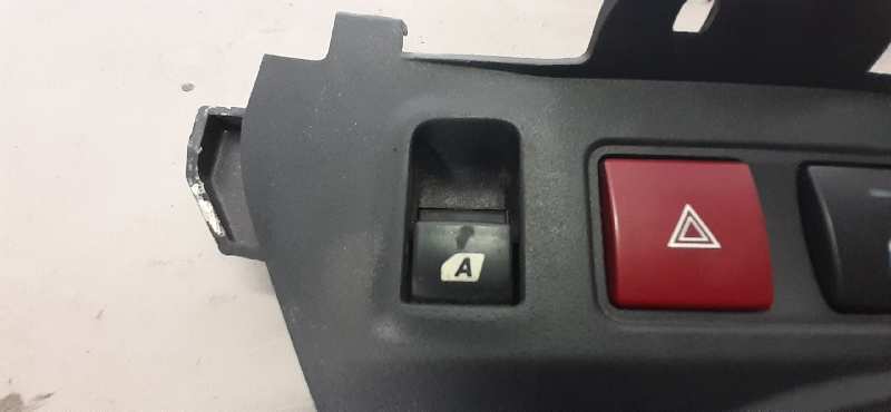 MANDO ELEVALUNAS DELANTERO IZQUIERDO 