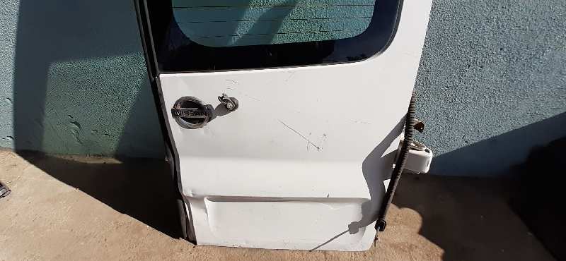 PUERTA TRASERA DERECHA NISSAN PRIMASTAR (X83)