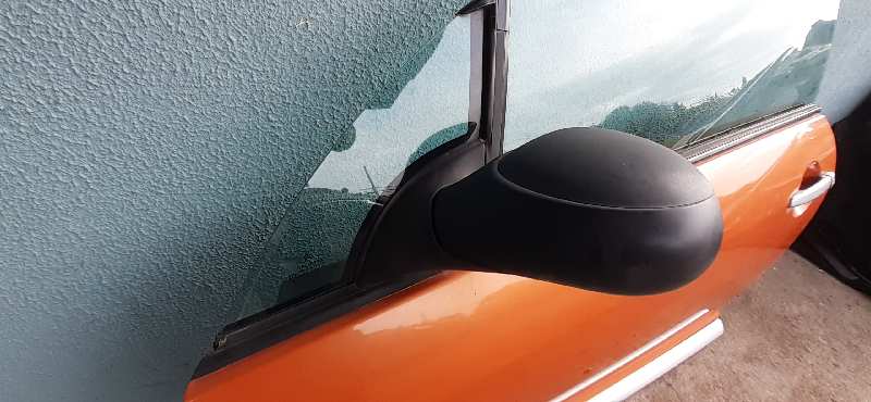 RETROVISOR IZQUIERDO