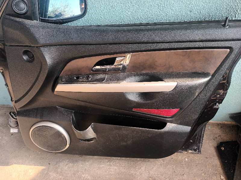 GUARNECIDO PUERTA DELANTERA DERECHA