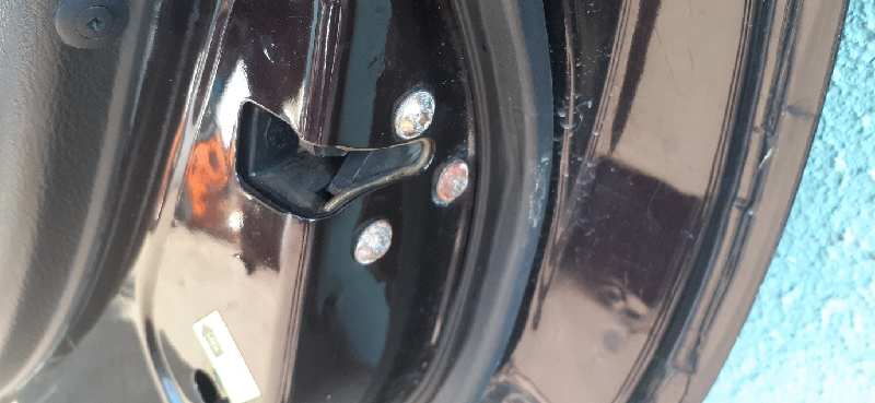 CERRADURA PUERTA TRASERA DERECHA 