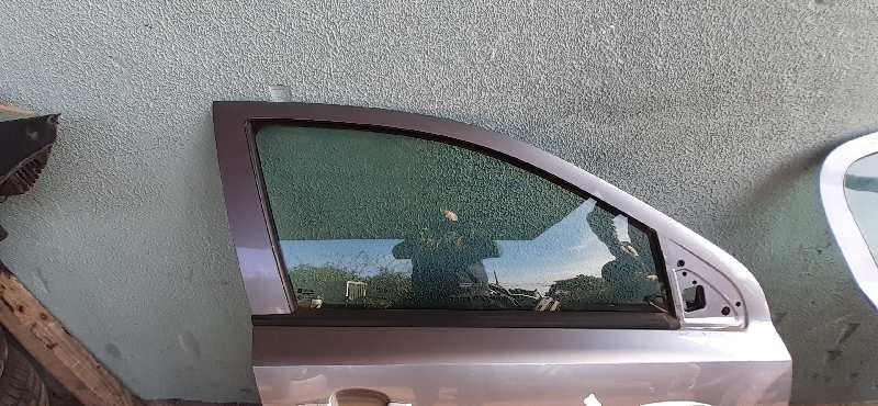 LUNA DELANTERA DERECHA