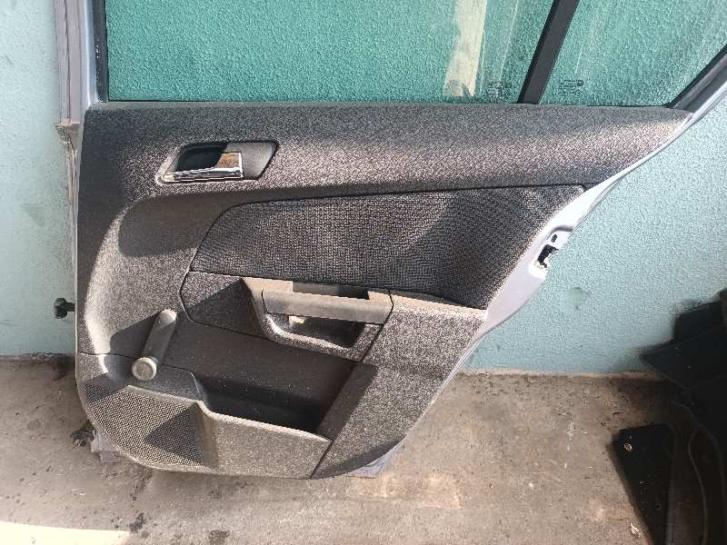 ELEVALUNAS TRASERO DERECHO