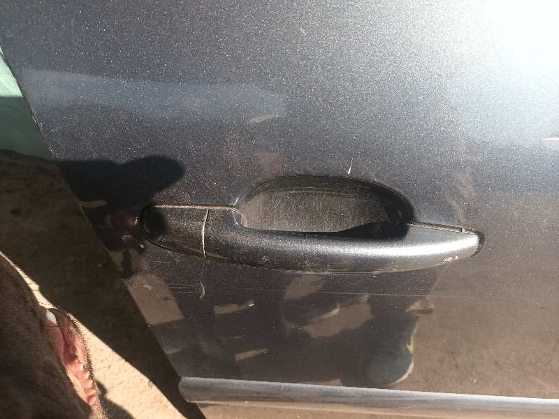 MANETA EXTERIOR DELANTERA DERECHA